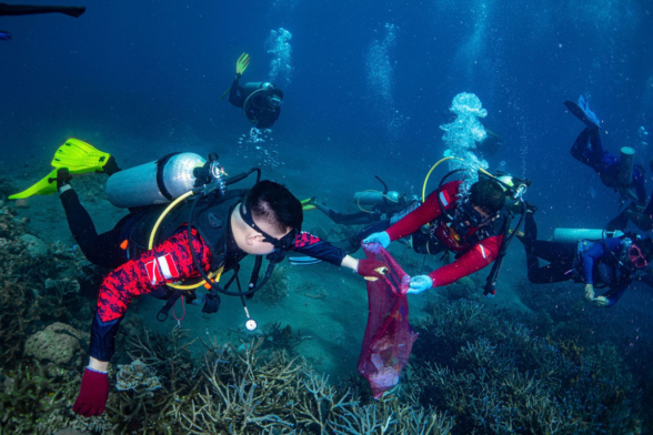 Reeformers Reef Disahkan Wali Kota Manado, Transplantasi 1.760 Karang