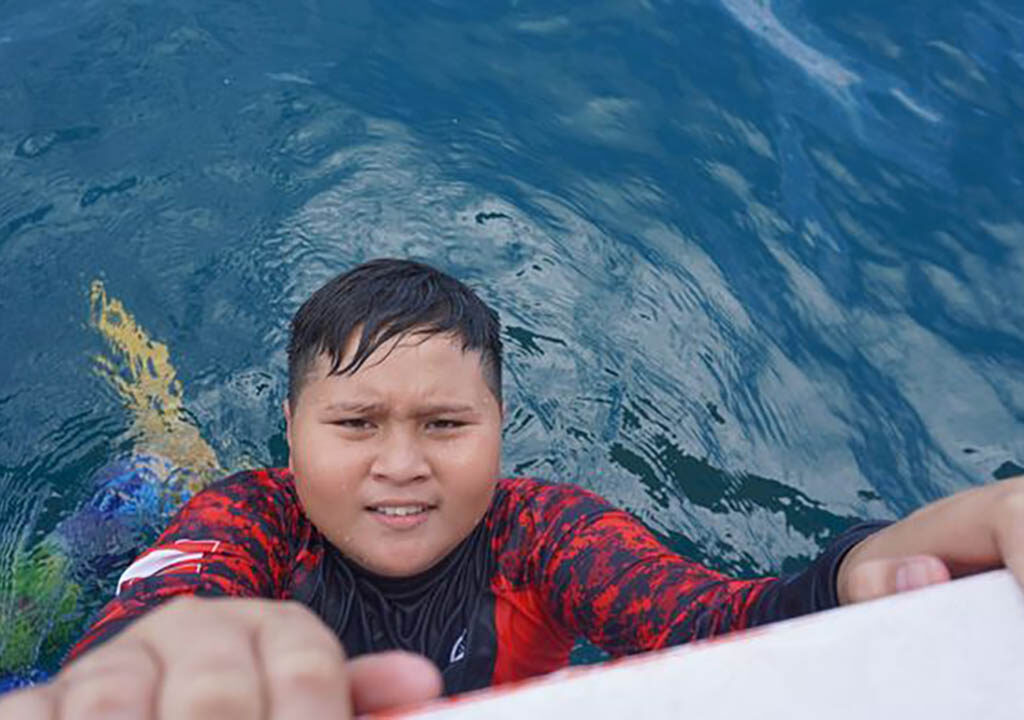 Sean, baru berusia antara 9 dan 10 tahun, salah satu anak muda yang menjadi anggota Reeformers.