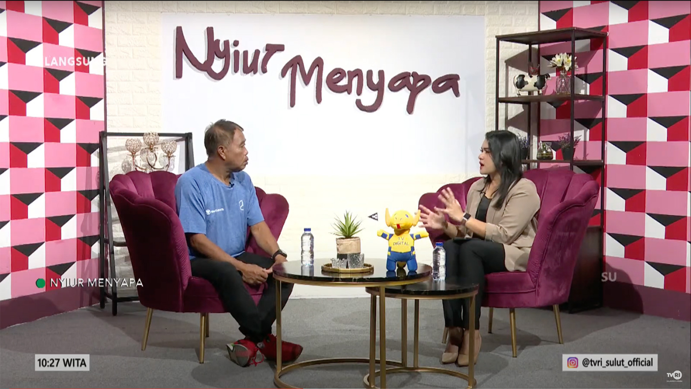 Nelson-Uada-on-TVRI's-Nyiur-Menyapa-Program